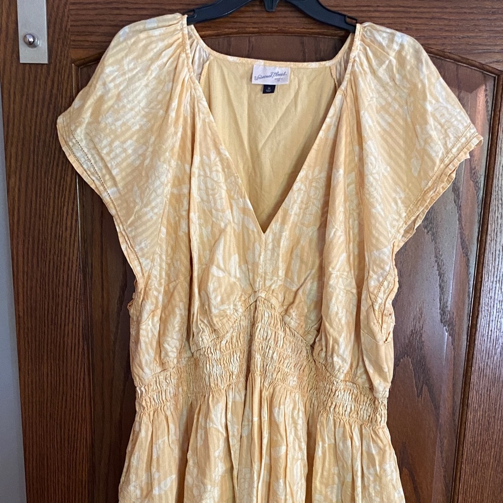 Universal Thread Pale Yellow V-Neck Smocked Midi Dress